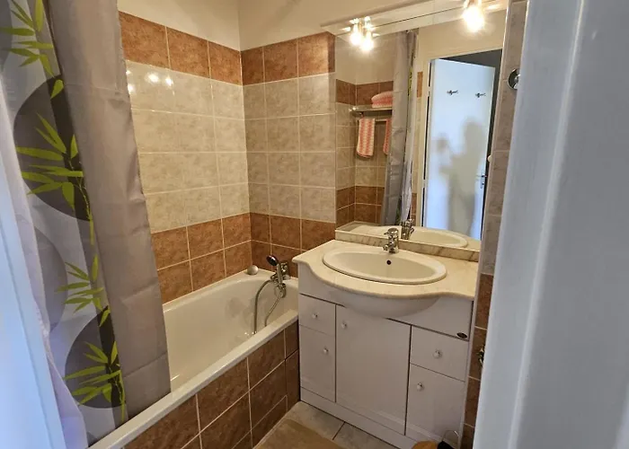 T1 - Metro B Francois Verdier شقة *